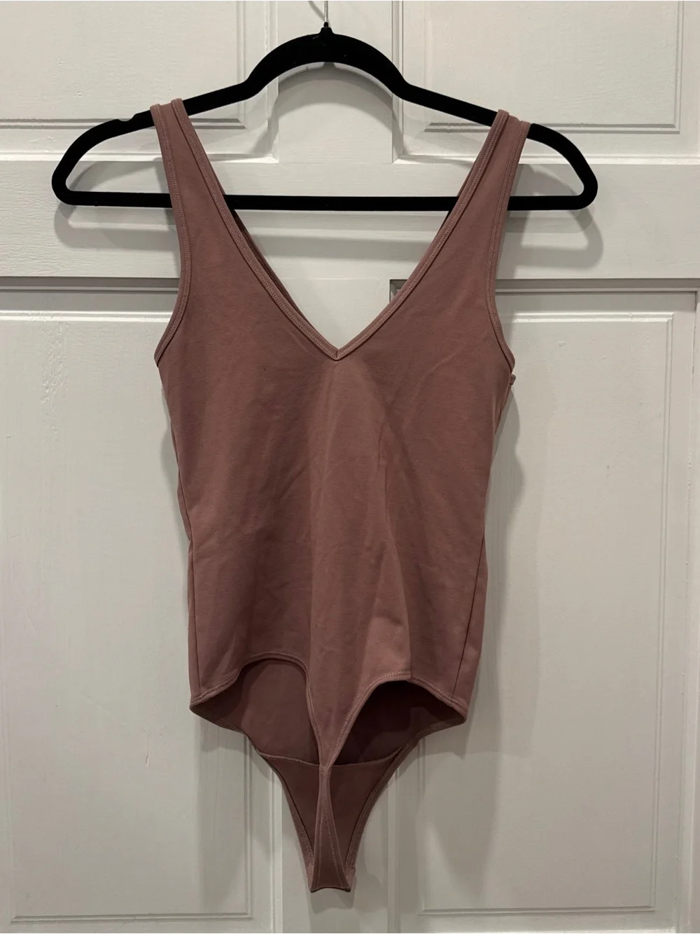 Abercrombie & Fitch Soft A&F Mauve V Neck Bodysuit S Minimalist Balletcore Pink